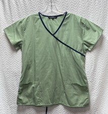 Samantha Mara Green With Blue Trim Size Medium Scrub Top