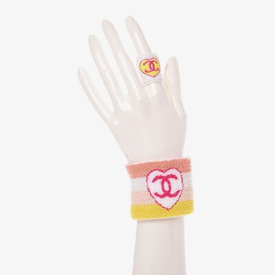 CHANEL可愛いリストバンド Auth Chanel Sport Line CC Logo Pink Sweatband Set | eBay