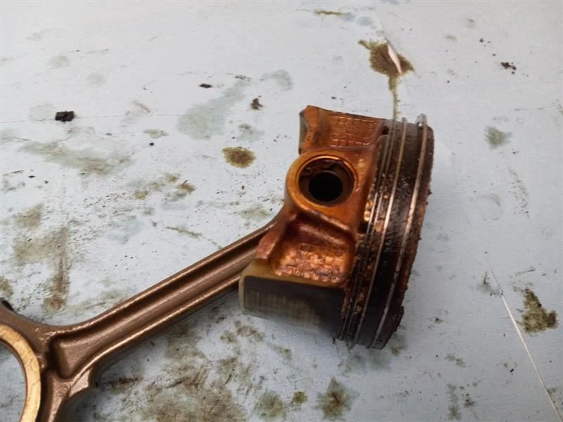 2011 NISSAN ALTIMA 2.5L PISTON - Image 3 of 4