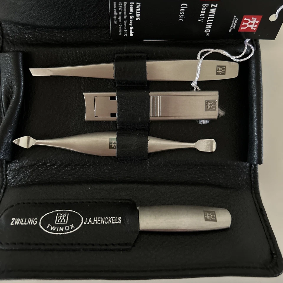 New Zwilling Twinox Manicure 4 Pieces Set Nail Clippers Tweezers Nail File - Image 3 of 4
