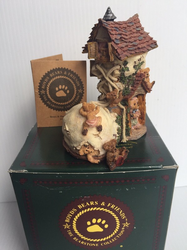 Boyds Bears Bearstone Ol' Mother McBear The More the Merrier Shoe House Statue