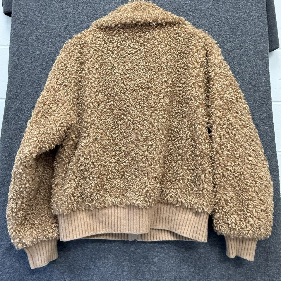 Chaqueta con cuello cremallera completa de piel sintética marrón talla grande La Vie Rebecca Taylor Foto 2 de 4