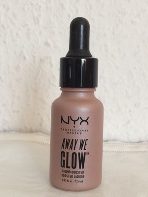 NYX Away We GLOW Liquid Booster 12,6 ml - 02 Glazed Donut