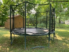 AlleyOOP by JumpSporty - 12 foot trampoline with enclosure Green