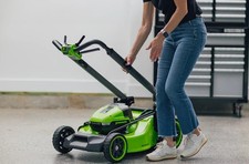 Greenworks 48V 46cm Self-Propelled Cordless Lawn Mower + 2 x 24V (4Ah) Batteries