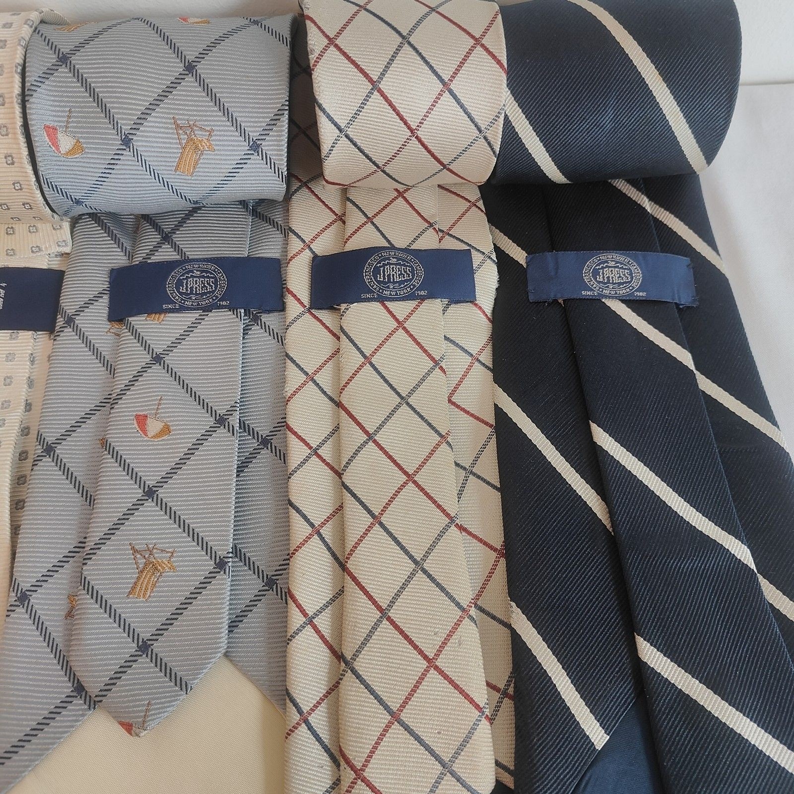 Various Patterns or New York Stained — view 8