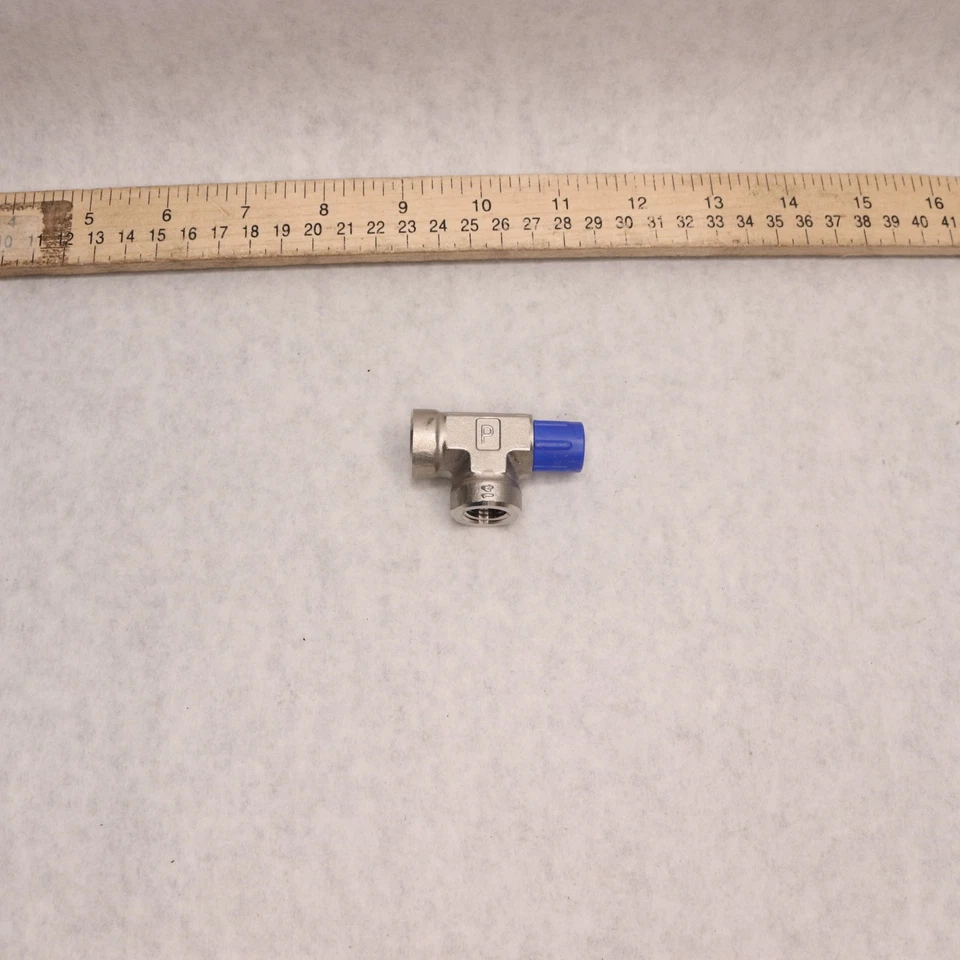 Parker Street Tee Pipe Fitting Stainless Steel 1/4" x 1/4" NPT 4-4-4 ST-SS - Image 3 of 4