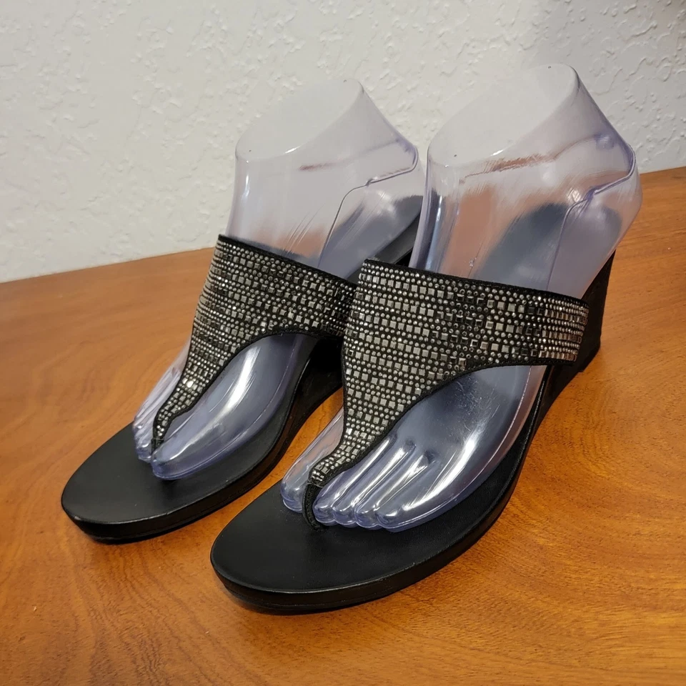 SANDÁLIAS TANGA SAPATOS FEMININOS STRASS PRETO SIMPLE VERA CHINELOS TAMANHO 8,5 M - Imagem 2 de 4