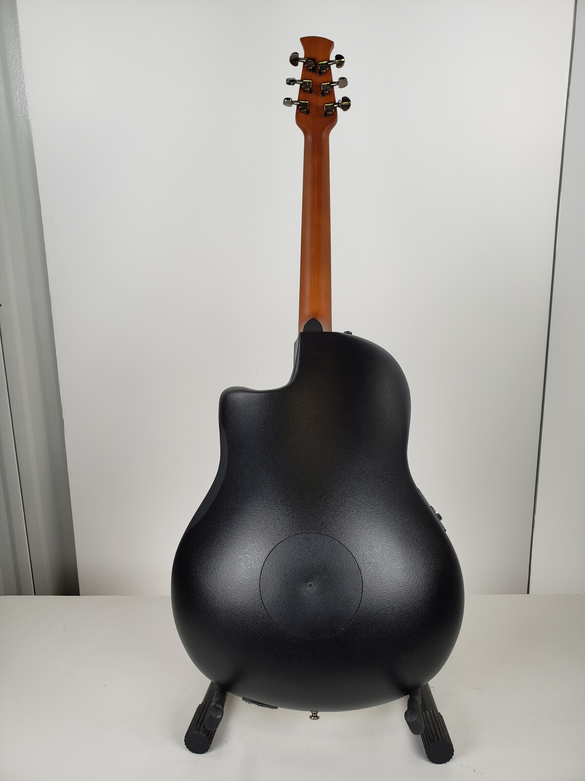 Ovation Applause AE444S Middepth AcousticElectric Guitar Twisted