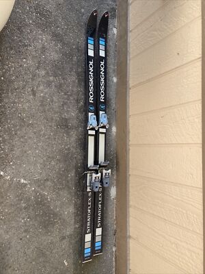 Vintage Hart Billy Kidd Sundance skis, 65” Tyrolia 260 bindings