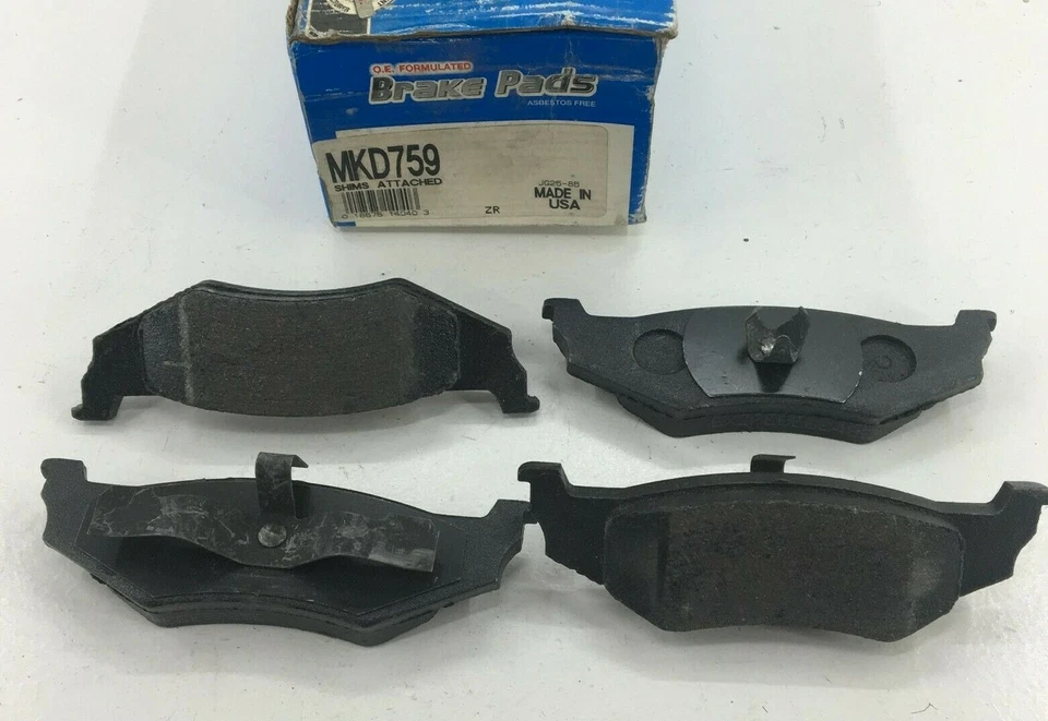 Pastillas semimetálicas de freno trasero marca Bendix MKD759 para Chrysler 300M 2003-2004 Foto 2 de 4