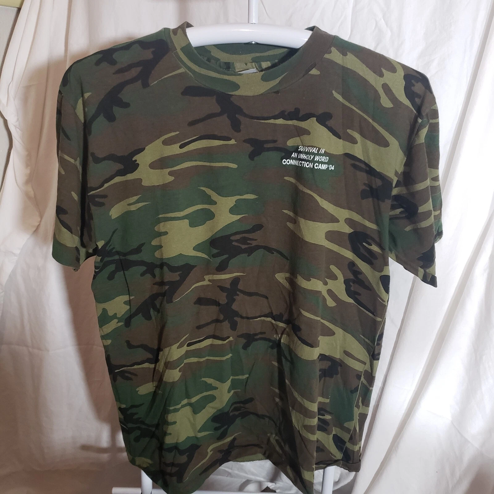 LAT Sport Tag VTG Tshirt L Survival in an Unholy World Connection Camp '04 Camo