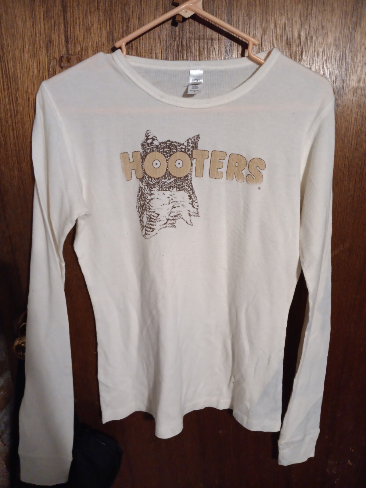 Hooters Long Sleeve Tshirt for Men Size Large Classic Orange Logo