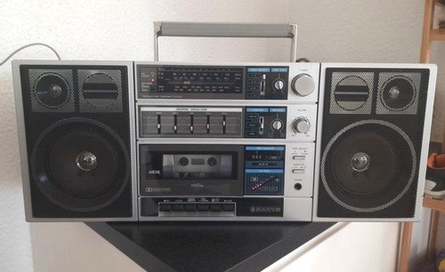 RARE BOOMBOX XINGQIU Sl832B Ghetthoblaster Poste Radio Cassette Bel État Vintage EUR 100,00