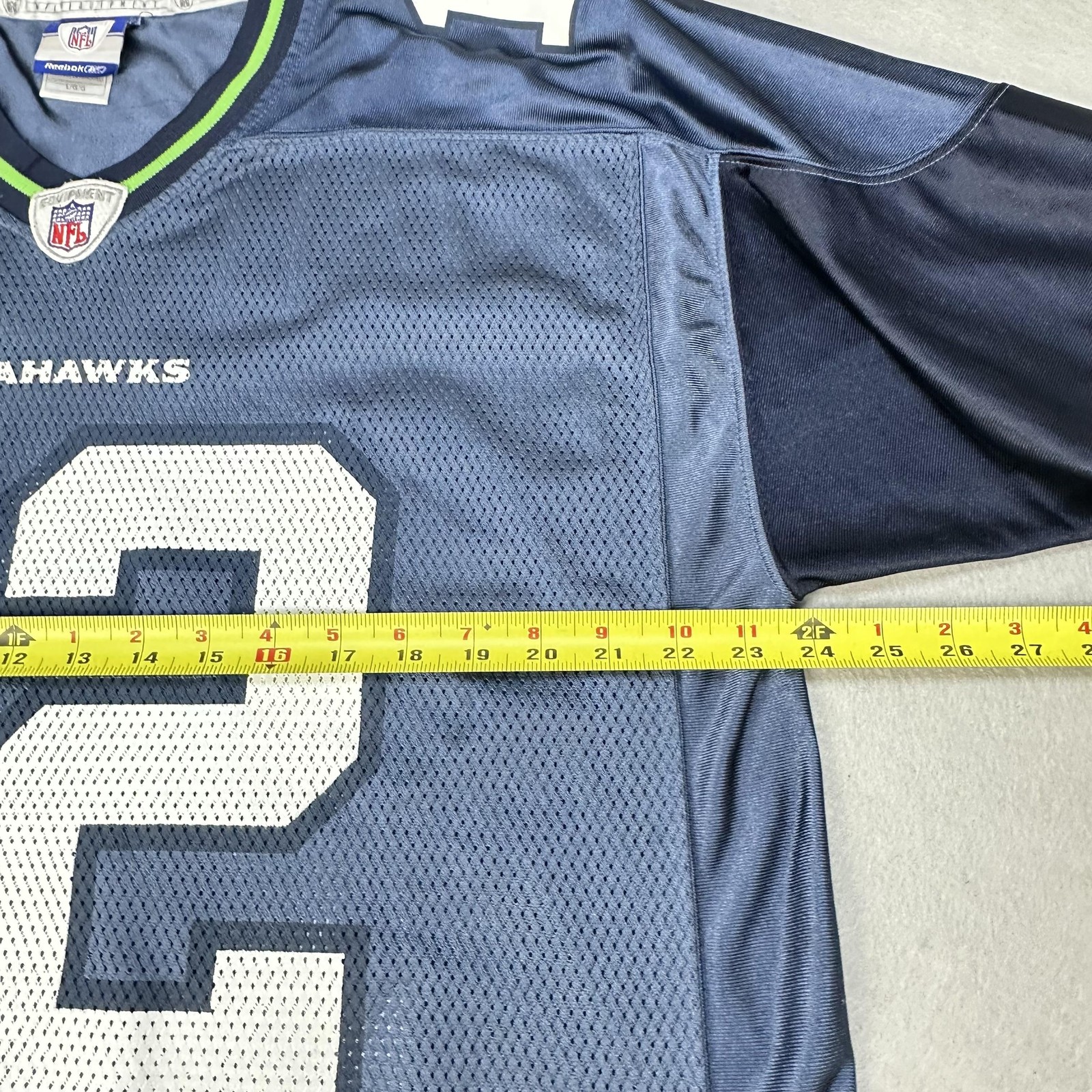 Seattle Seahawks Football 12 FAN Jersey Mens Large Blue NFL Reebok Equipment thumbnail 9