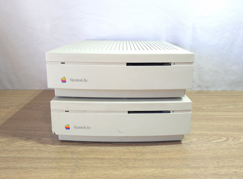 Apple Macintosh IIsi Computers For Parts (No Power)