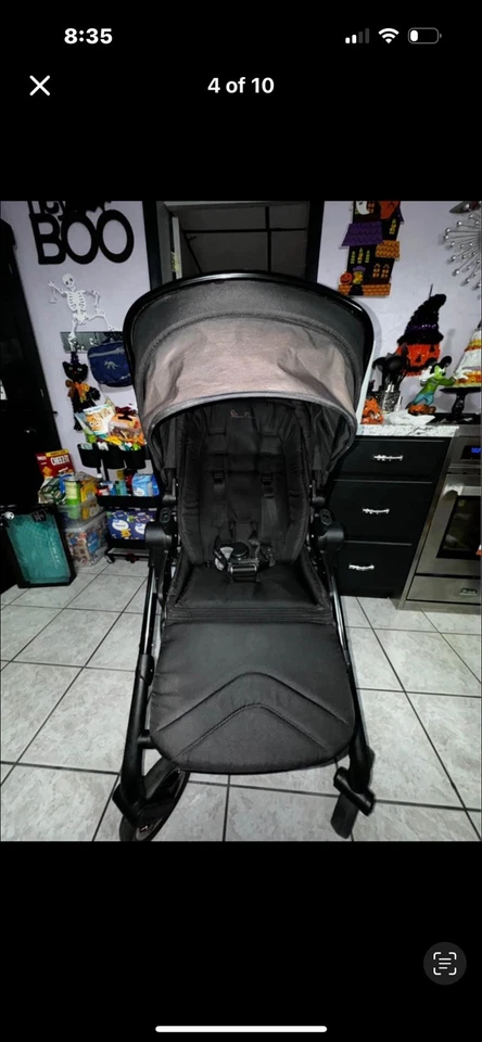 Used in great shape Silver Cross Jet 4 Super Compact Stroller - Black - Image 2 of 4