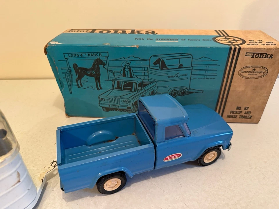 1967 MINI TONKA NO. 82 JEEP PICK UP CAMINHÃO CAVALO REBOQUE - Imagem 2 de 4