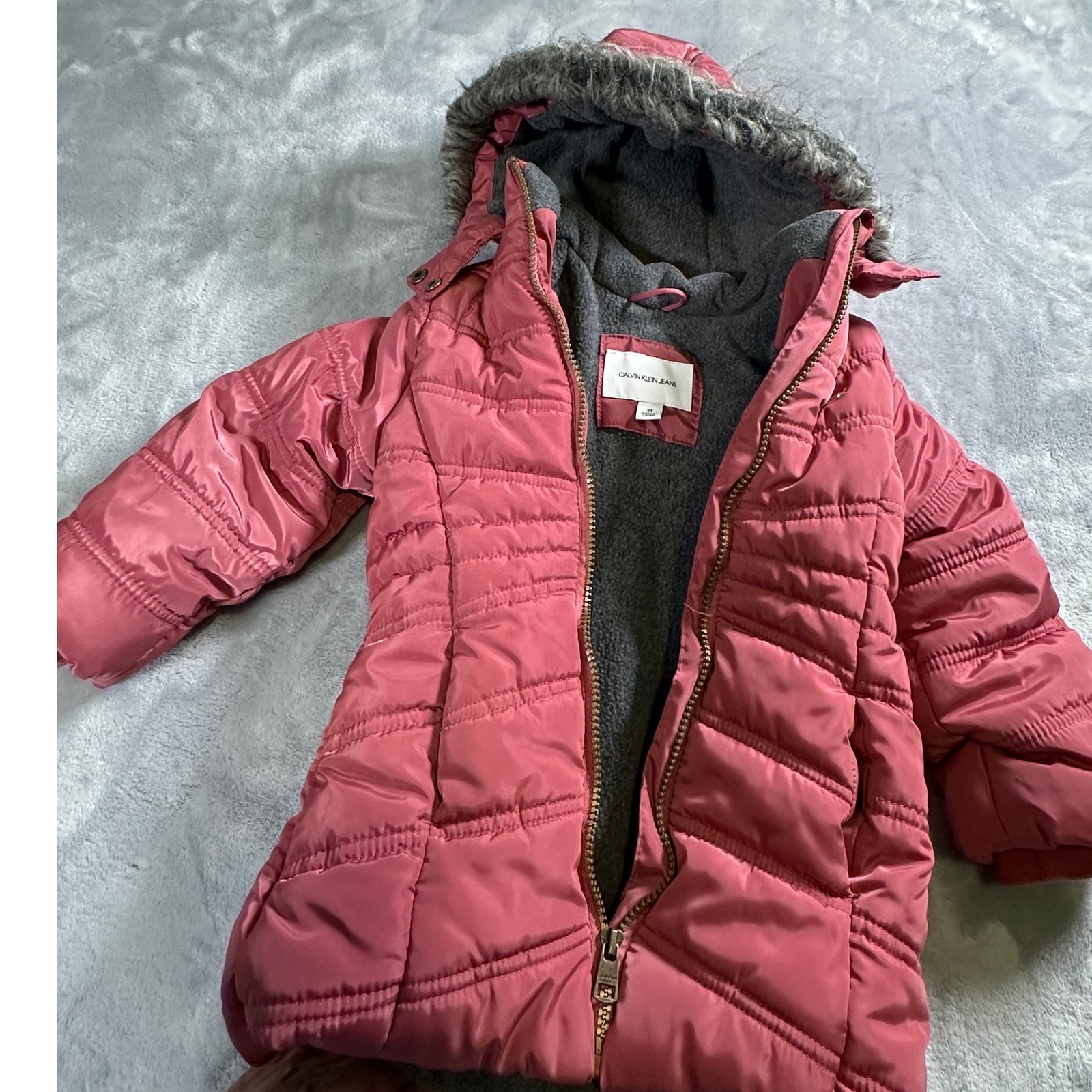 Calvin Klein Girls Puffer Jacket Winter Coat Faux Fur Hood Sz 2T Mauve Pink