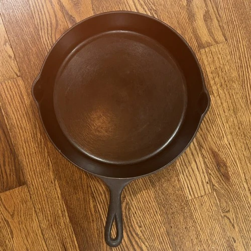 Vintage Lodge #10 Skillet Cast Iron 3 Notch & Griswold cast iron #8 Skillet 704S