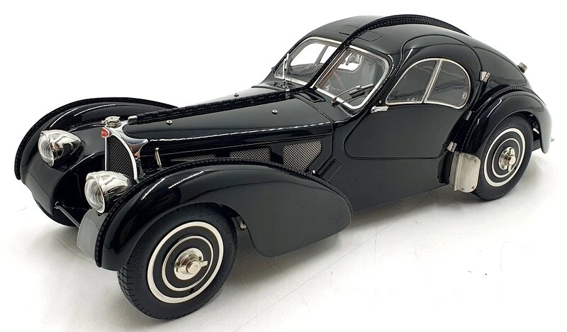 CMC 1/18 Bugatti 57 SC atlantic Coupe
