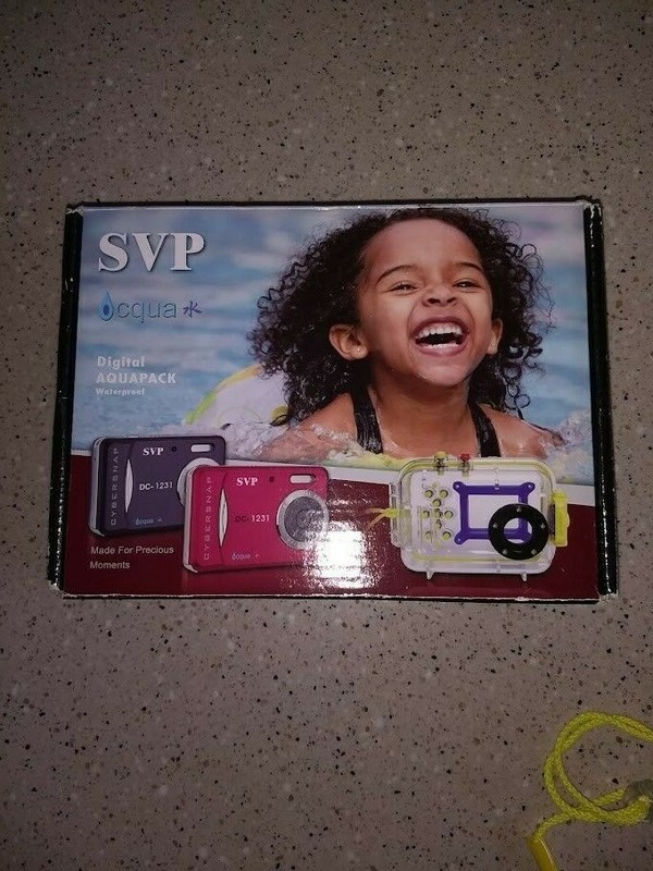 Red Cybersnap SVP Acqua  DC-1231 12MP Camera Waterproof Case 8X Zoom USP Port 