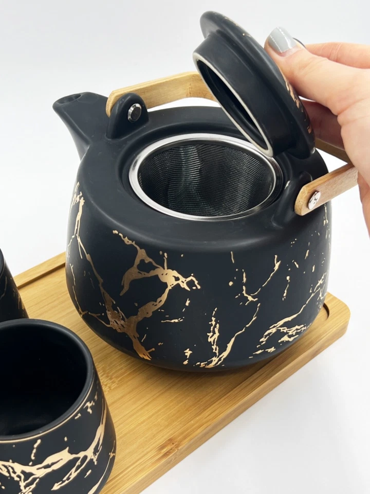 Conjunto de chá Kung Fu padrão aleatório dourado Morden com bandeja de bambu, bule e xícaras de chá - Imagem 3 de 4