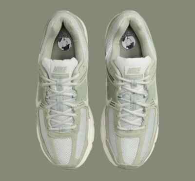 NEW Nike Zoom Vomero 5 Men's Size 10 Jade Horizon/Phantom HF1553