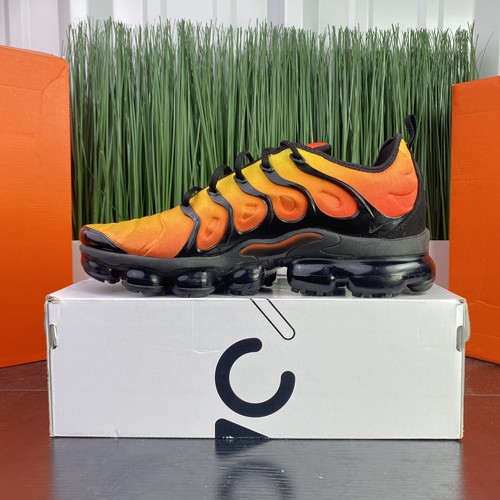 RARE Nike Air Vapormax Plus Crimson 