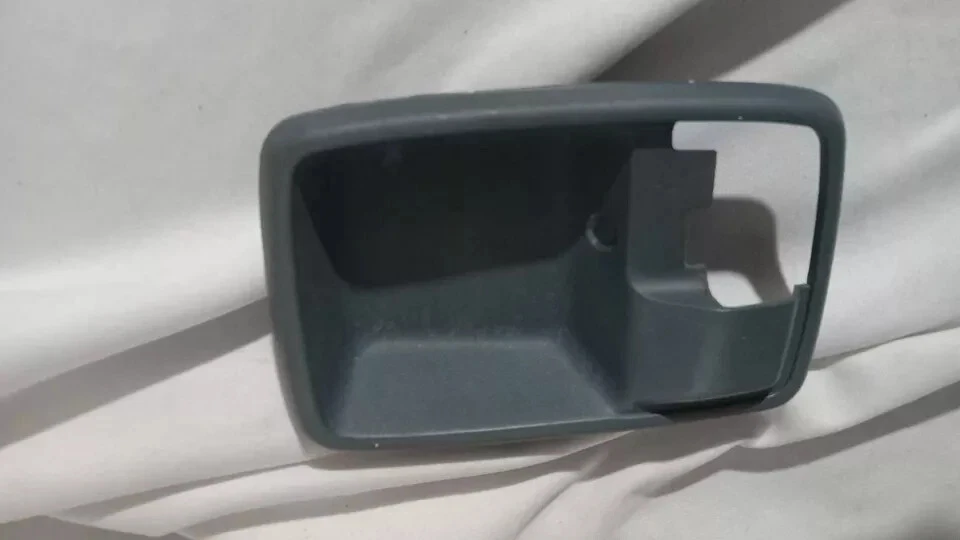 1987-1995 Isuzu Pickup Truck Driver Side Interior Door Handle/Pull Original OEM - Image 3 of 4