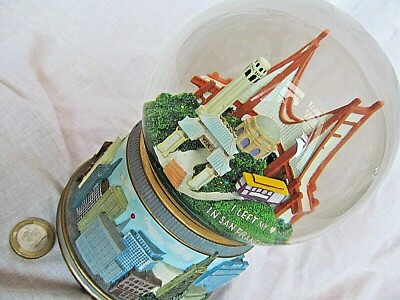  RIESIGER SCHNEEBALL Water Globe Snowglobe SAN FRANCISCO CARILLON