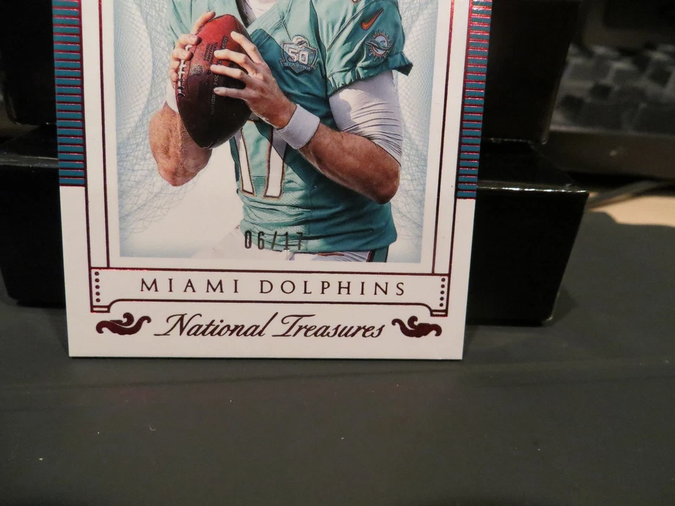 National Treasures Red Parallel Base Card Dolphins Ryan Tannehill 06/17  2015 - Image 2 of 4