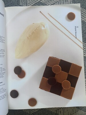 Grand Livre de Cuisine : Alain Ducasse's Desserts and Pastries by