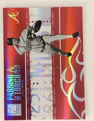 2005 Donruss Elite #PT-15 Greg Maddux Passing the Torch Red #/500