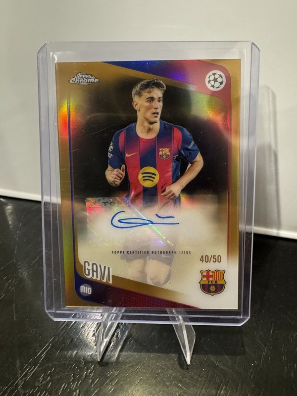 2025-26 Topps Chrome UEFA Gavi Chrome Autograph True Gold /50 Barcelona Auto