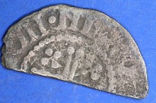 Medieval hammered cut short cross half penny, 0.60g  34989
