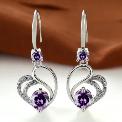 Elegante moderne Ohrringe mit Herz Sterlingsilber 925 glänzende Zirkonia Steine - Bild 1 von 4