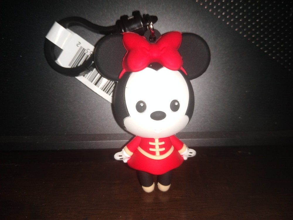 Disney Series 41 Mickey & Minnie Around World Figural Bag Clip Minnie China