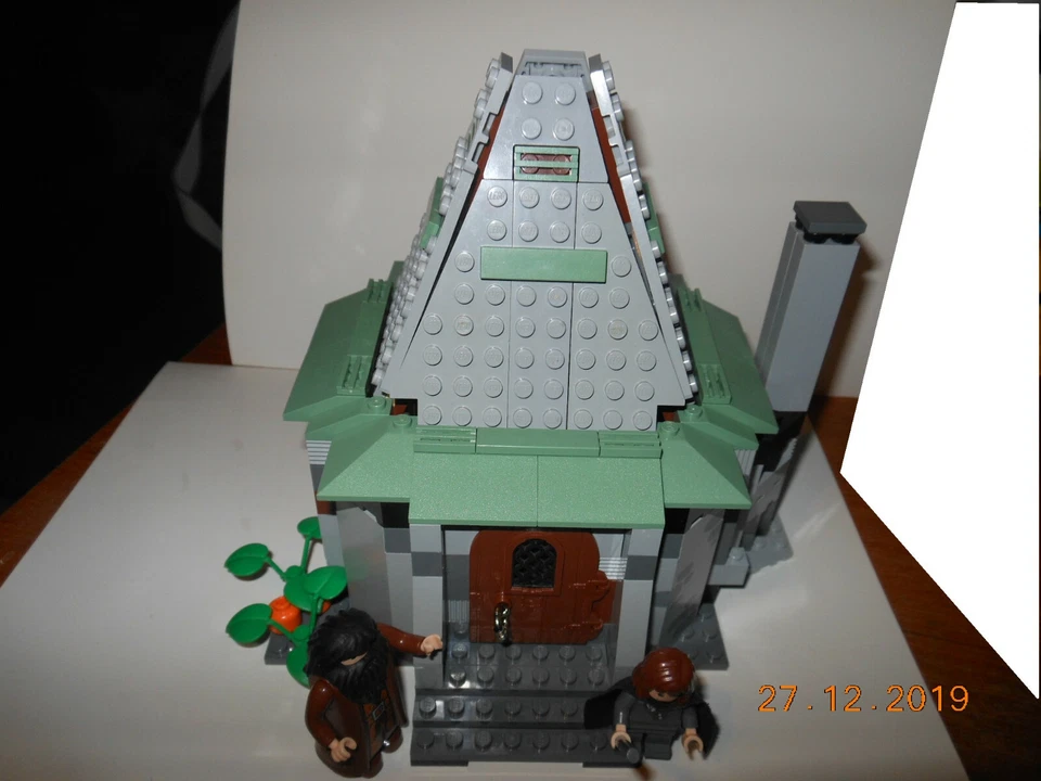 LEGO Harry Potter 4754 Hagrid's Hut, photo 1 sur 5