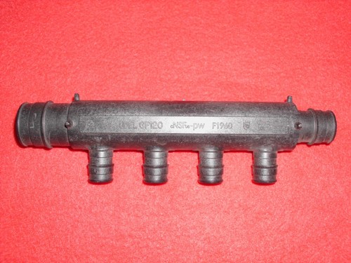 (2) two Uponor Wirsbo 4-Port Tee UDEL GF120 PEX 1" and 3/4" Inlet w/1/2" Outlets - Picture 8 of 10