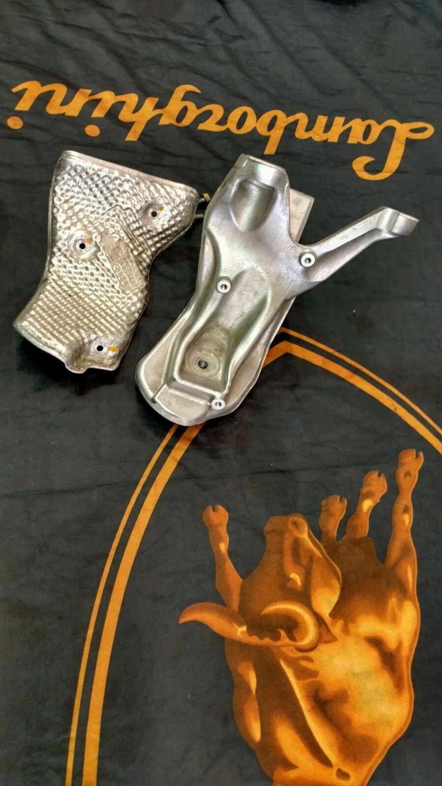 LAMBORGHINI HURACAN PASSENGER RIGHT SIDE ENGINE MOTOR MOUNT BRACKET OEM 