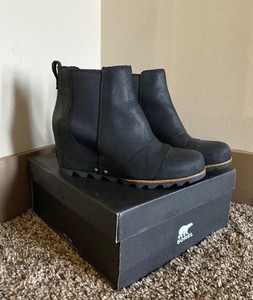 sorel black ankle boots
