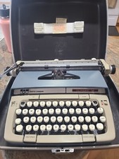 Smith-Corona Classic 12 Vintage Portable Typewriter Tested Working EXCELLENT thumbnail