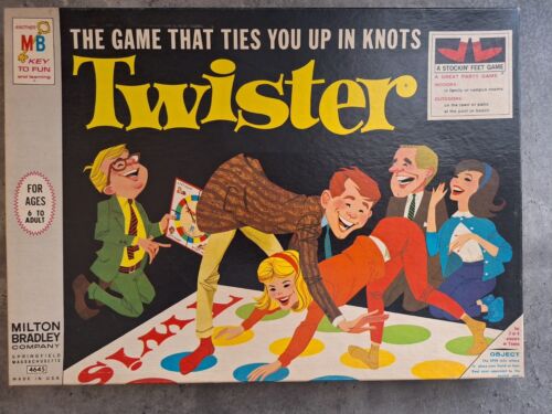 VINTAGE TWISTER ORIGINAL 1971  U.S.A. NO. 4645 COMPLETE GAME - Picture 1 of 2