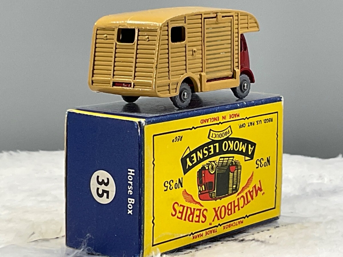 1950's Lesney Moko Matchbox #35A Horsebox,G.P.W,N,Mint in B5