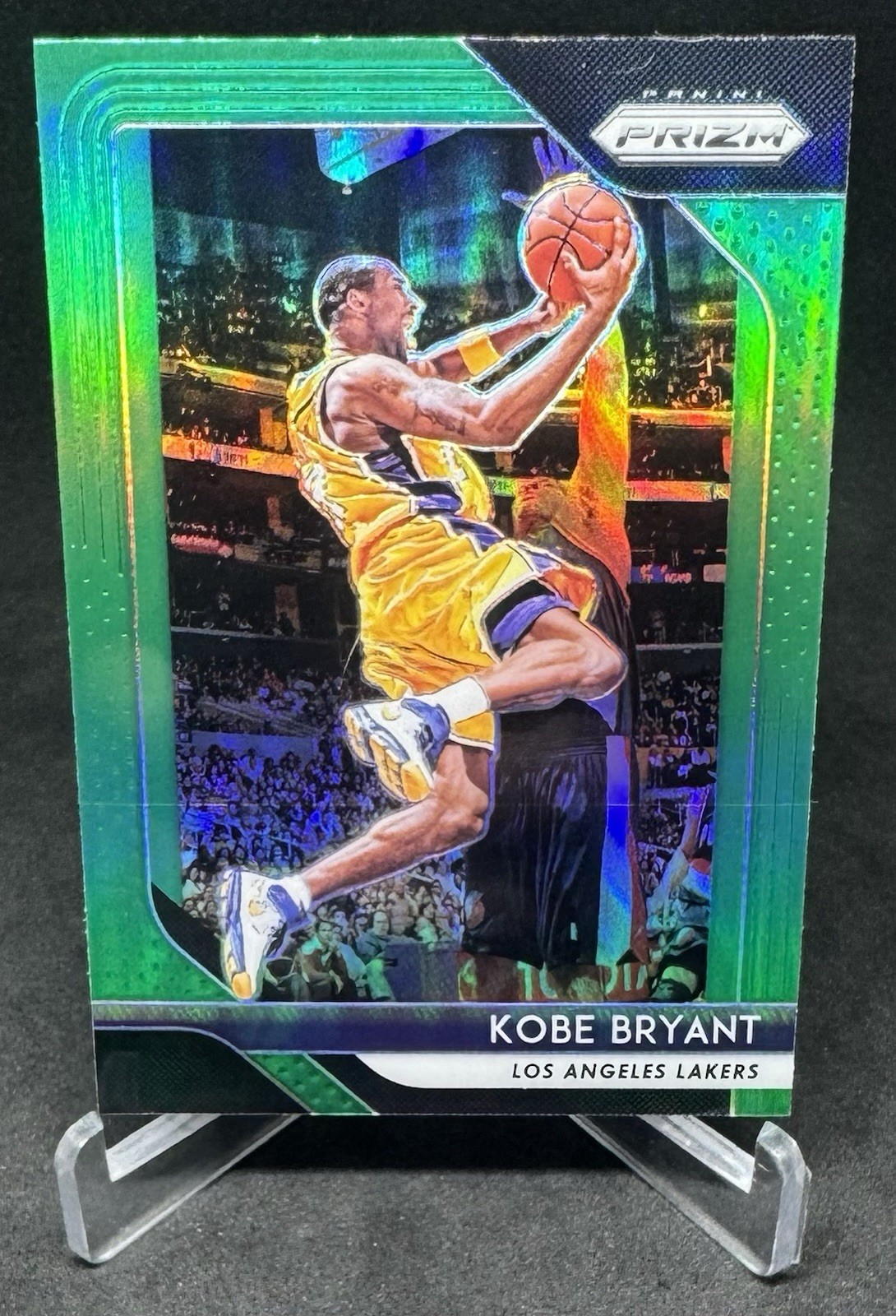 2018 Panini Prizm Basketball Kobe Bryant Green Prizm #15 - Los Angeles Laker HOF