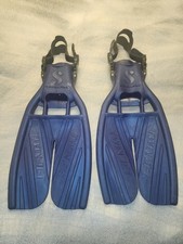 ScubaPro Twin Jet Split Fins Scuba Dive Diving Flippers Open Heel Blue Small