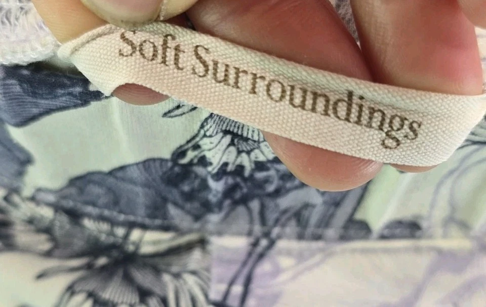 Soft Surroundings Leggings Womens Large Blue Butterfly Pull On Pants Crop - Image 3 of 4