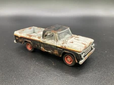 1964 Dodge D100 Rusty Weathered Barn Find 1/64 Diecast Custom Greenlight Truck