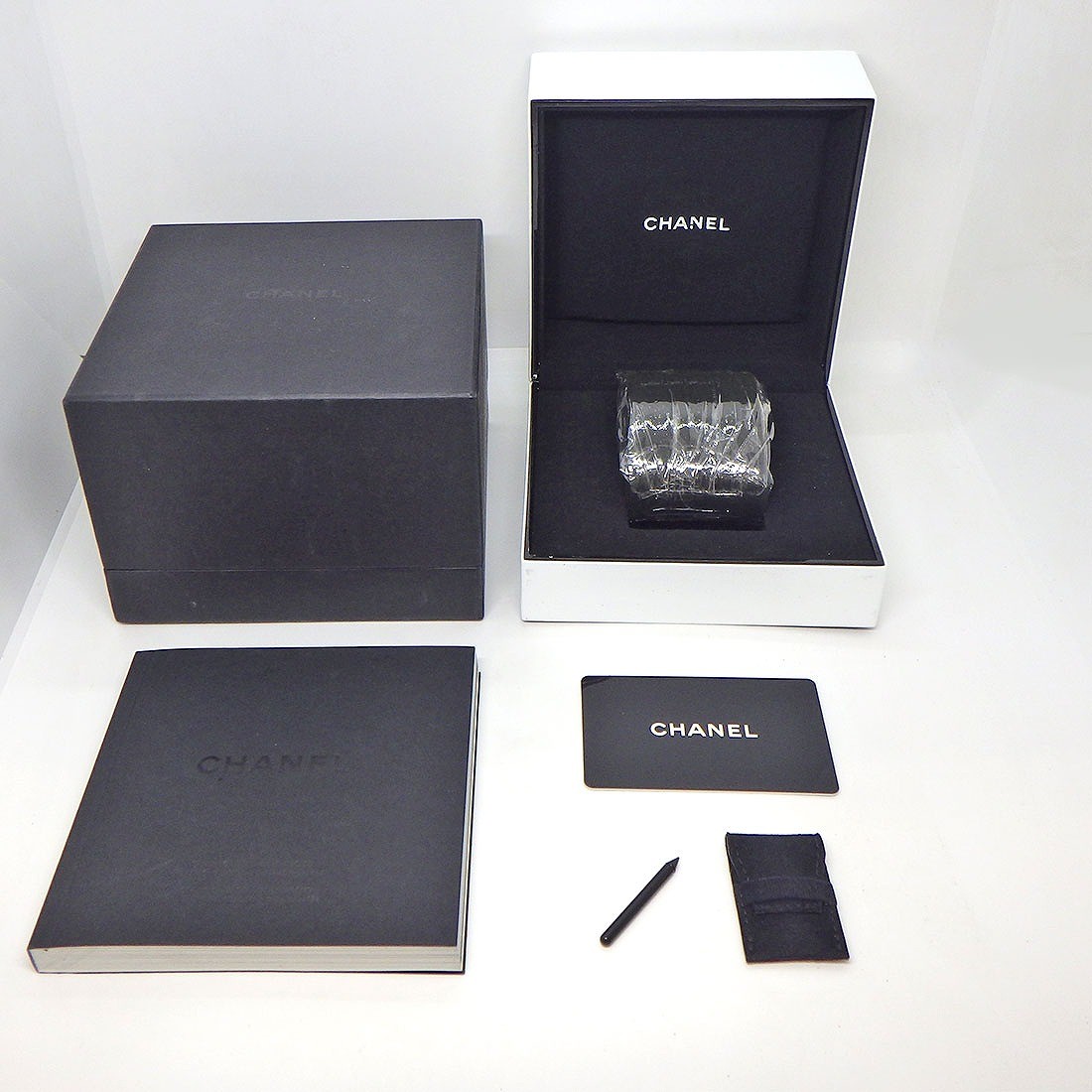 CHANEL Watch Code Coco H5144 Rectangular Diamond … - image 10